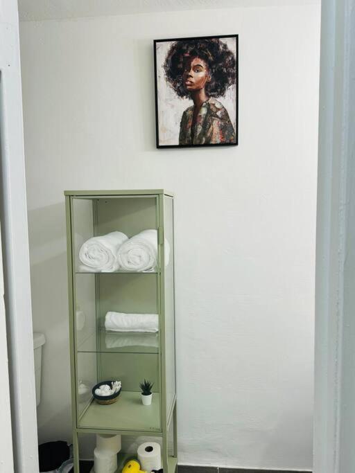 Studio With Terrace Near Hard Rock-Patio Hollywood Bagian luar foto